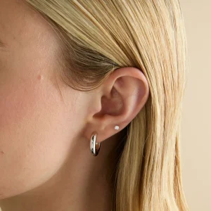 Bold Crystal Titanium Piercing Stud in Platinum