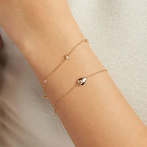 Cosmic Star Charm Bracelet in Gold