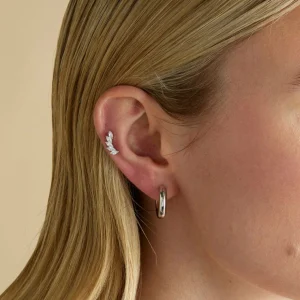 Curved Marquise Titanium Piercing Stud in Platinum