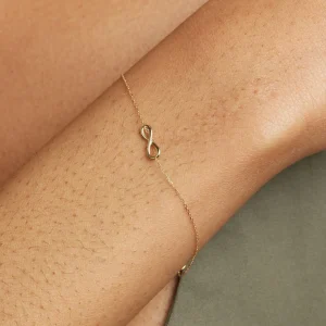 Infinite Charm Bracelet in Solid Gold