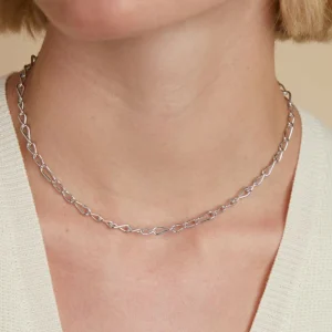 Infinite Slim Chain Necklace in Silver