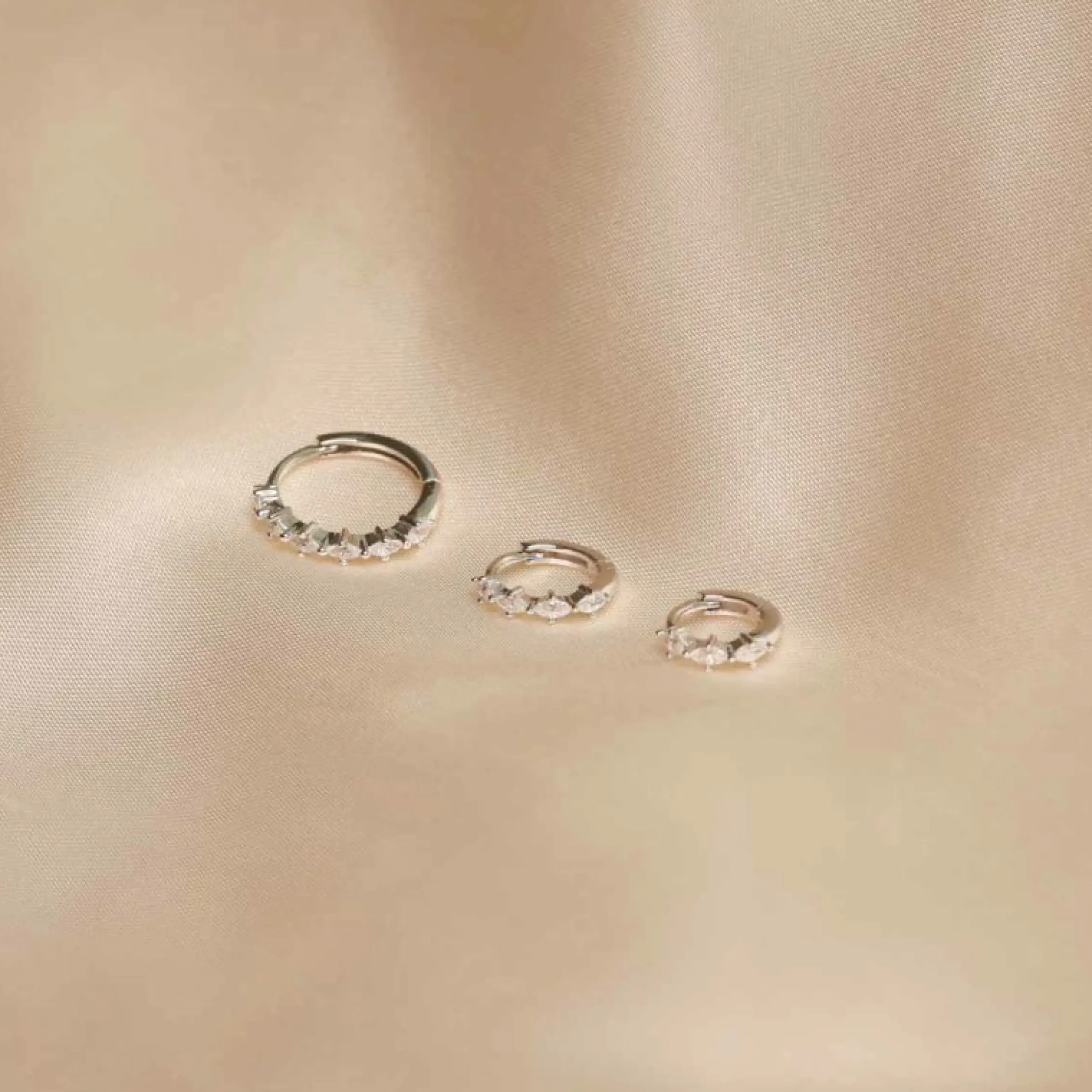 navette_hoop_mm_in_silver_3-1.webp Navette Hoop 6.5mm in Silver
