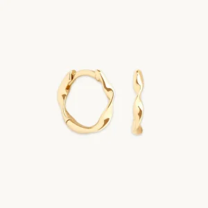 Twist Huggies in Solid Gold